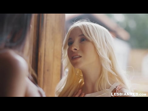 ❤️ Tyttö tulee kotiin muutamaa kuukautta myöhemmin ja päätyy syömään äitipuolensa pillua ❤️❌ Kotitekoinen porno at fi.pornohdmega.ru